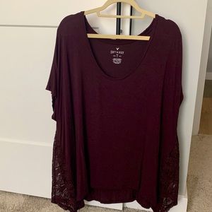 Soft & Sexy T by American Eagle in Sz XXL in deep maroon color w/ lace accents
